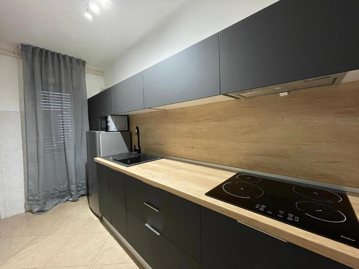 Apartments "M" Pula Extérieur photo