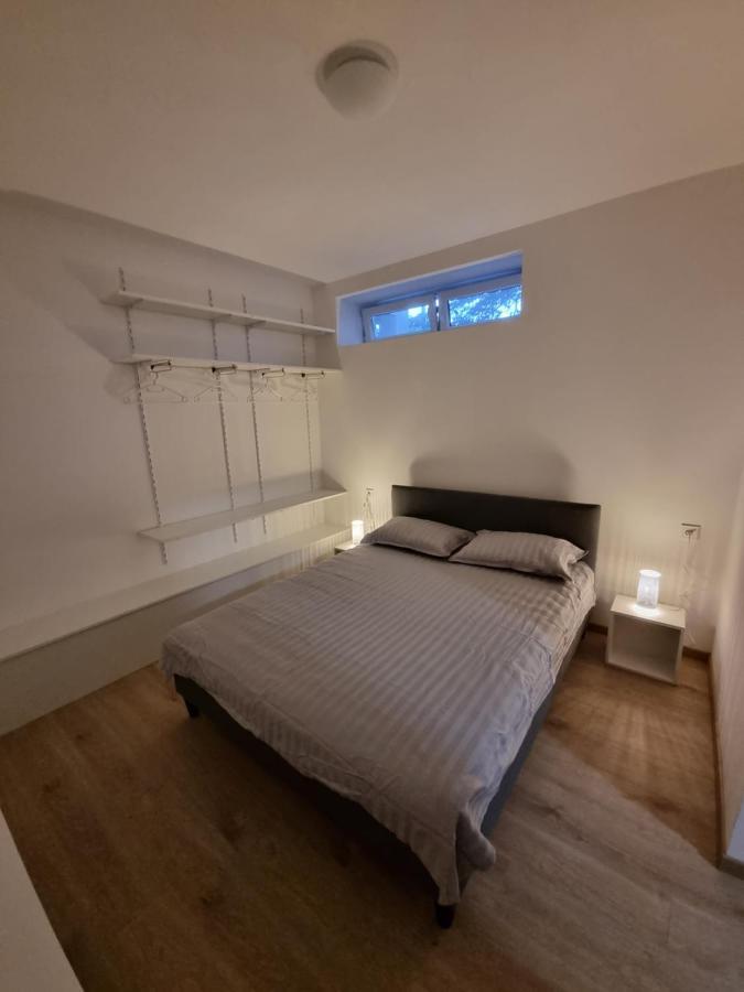 Apartments "M" Pula Extérieur photo